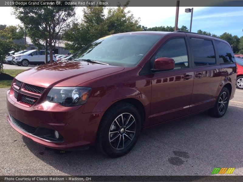 Octane Red Pearl / Black 2019 Dodge Grand Caravan GT
