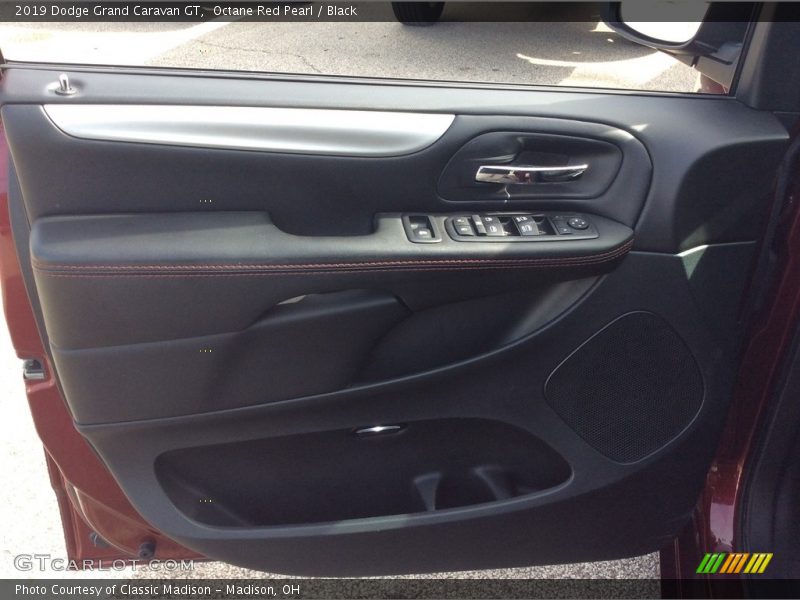 Octane Red Pearl / Black 2019 Dodge Grand Caravan GT