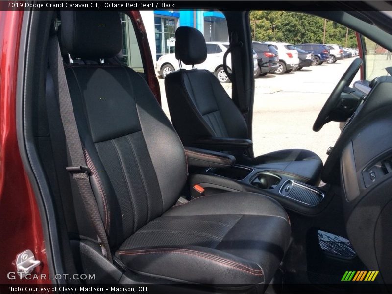 Octane Red Pearl / Black 2019 Dodge Grand Caravan GT