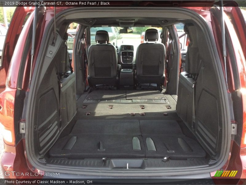 Octane Red Pearl / Black 2019 Dodge Grand Caravan GT