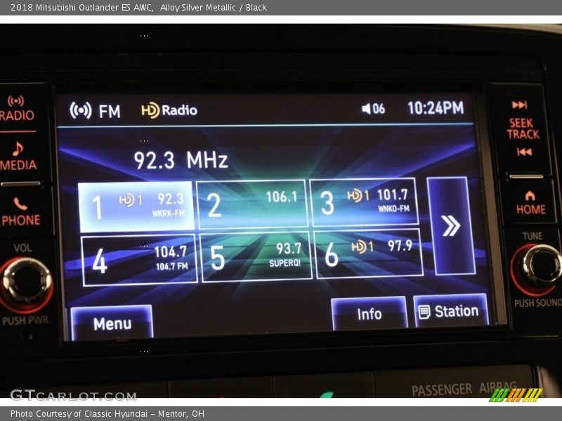 Controls of 2018 Outlander ES AWC