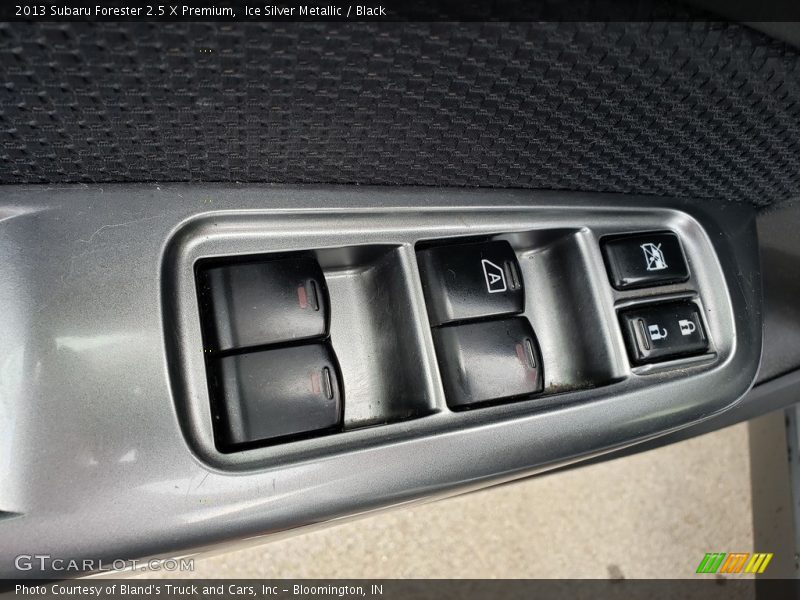 Ice Silver Metallic / Black 2013 Subaru Forester 2.5 X Premium