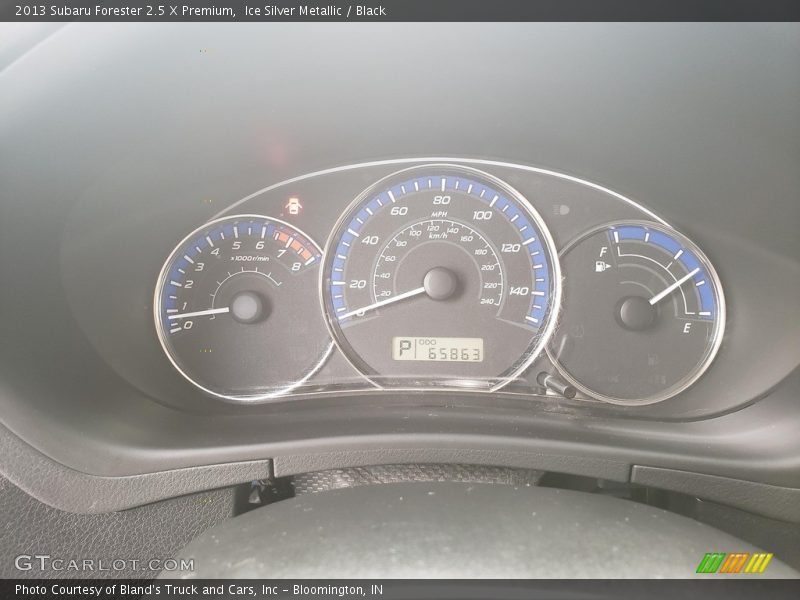 Ice Silver Metallic / Black 2013 Subaru Forester 2.5 X Premium