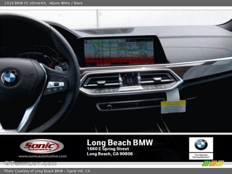 Alpine White / Black 2019 BMW X5 xDrive40i