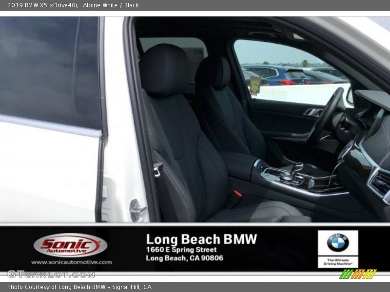 Alpine White / Black 2019 BMW X5 xDrive40i