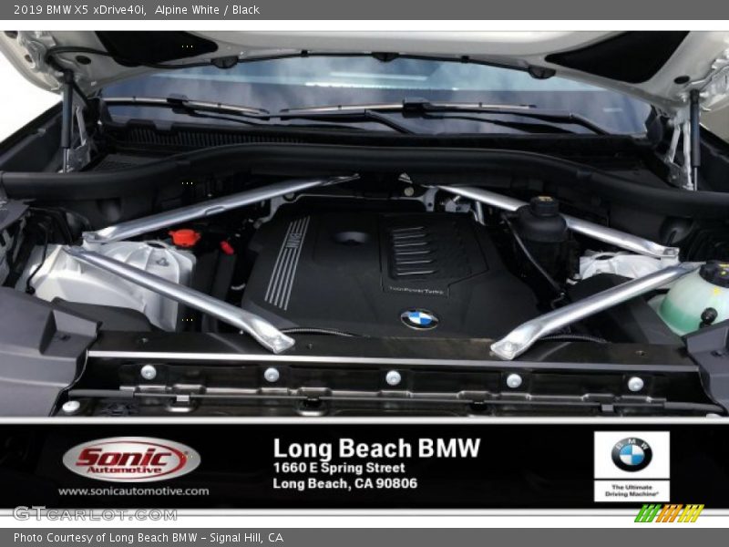 Alpine White / Black 2019 BMW X5 xDrive40i
