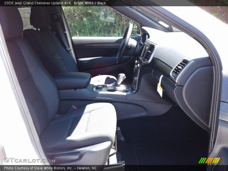 Bright White / Black 2020 Jeep Grand Cherokee Upland 4x4