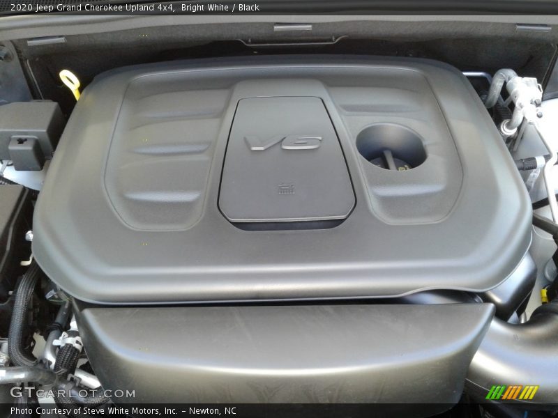 Bright White / Black 2020 Jeep Grand Cherokee Upland 4x4
