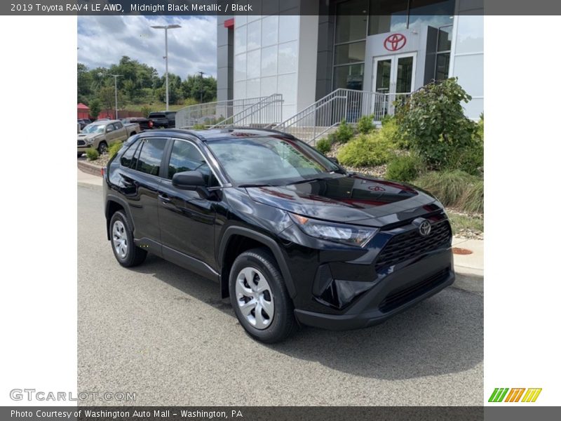 Midnight Black Metallic / Black 2019 Toyota RAV4 LE AWD