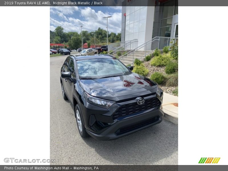 Midnight Black Metallic / Black 2019 Toyota RAV4 LE AWD