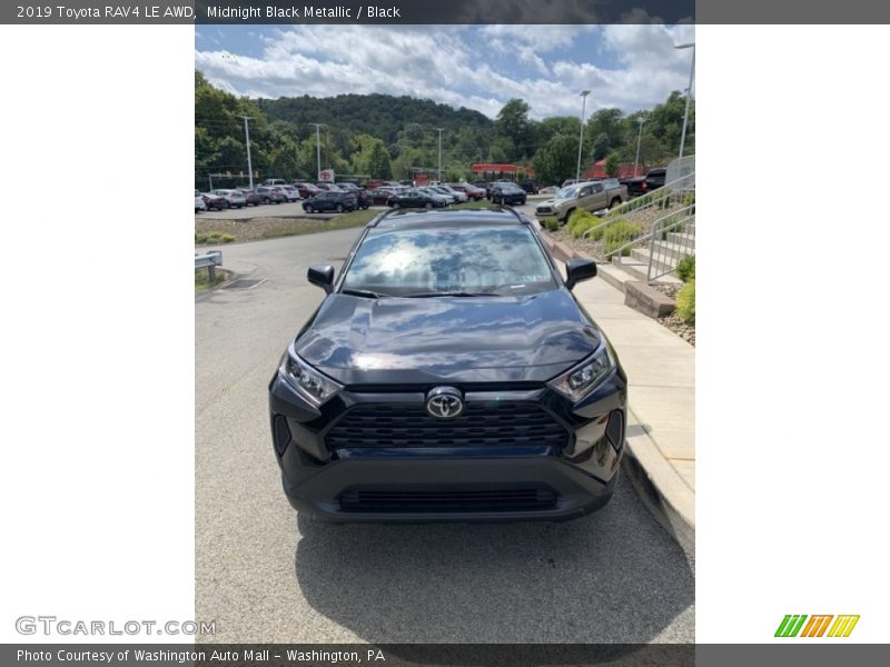 Midnight Black Metallic / Black 2019 Toyota RAV4 LE AWD