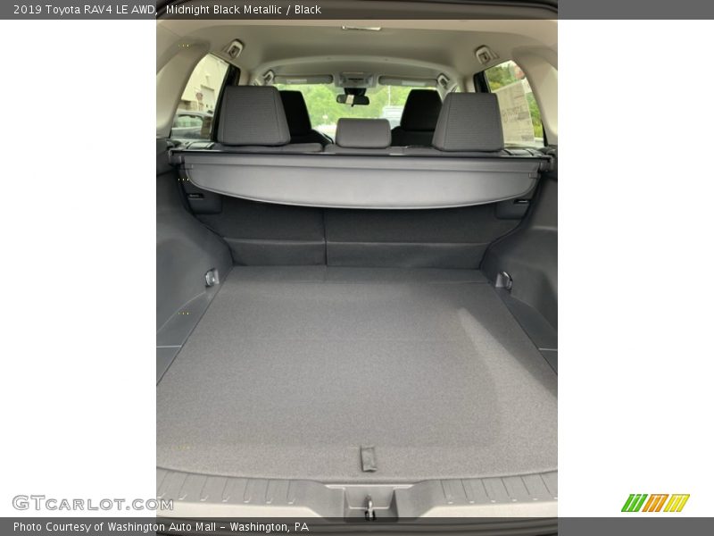 Midnight Black Metallic / Black 2019 Toyota RAV4 LE AWD