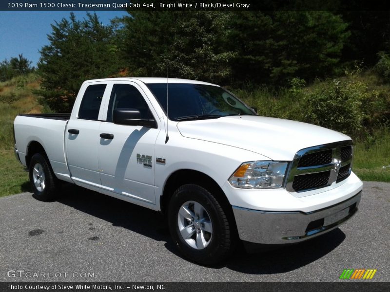 Bright White / Black/Diesel Gray 2019 Ram 1500 Classic Tradesman Quad Cab 4x4
