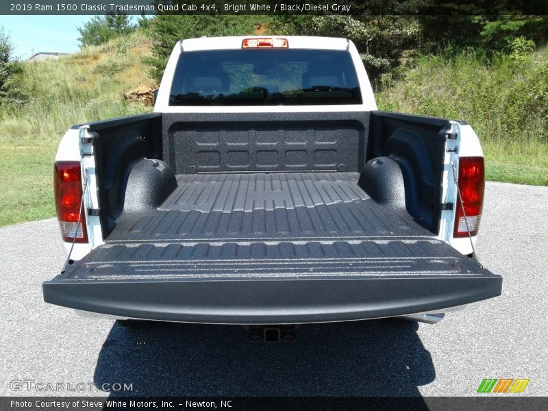 Bright White / Black/Diesel Gray 2019 Ram 1500 Classic Tradesman Quad Cab 4x4