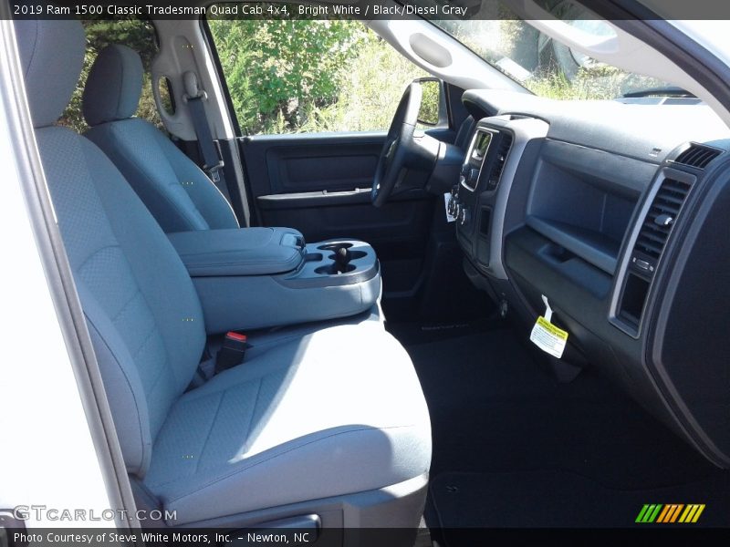 Bright White / Black/Diesel Gray 2019 Ram 1500 Classic Tradesman Quad Cab 4x4