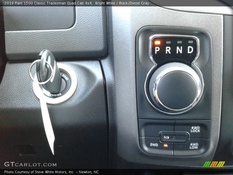 Bright White / Black/Diesel Gray 2019 Ram 1500 Classic Tradesman Quad Cab 4x4