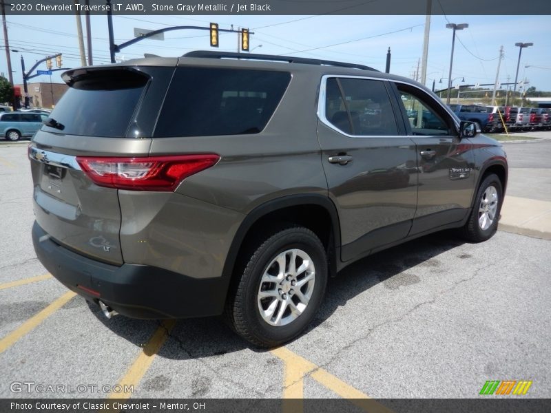Stone Gray Metallic / Jet Black 2020 Chevrolet Traverse LT AWD