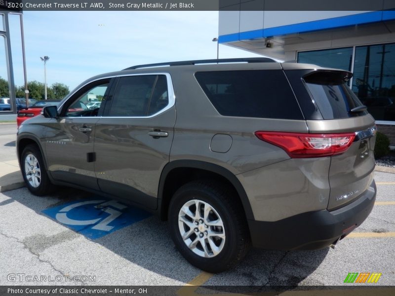 Stone Gray Metallic / Jet Black 2020 Chevrolet Traverse LT AWD