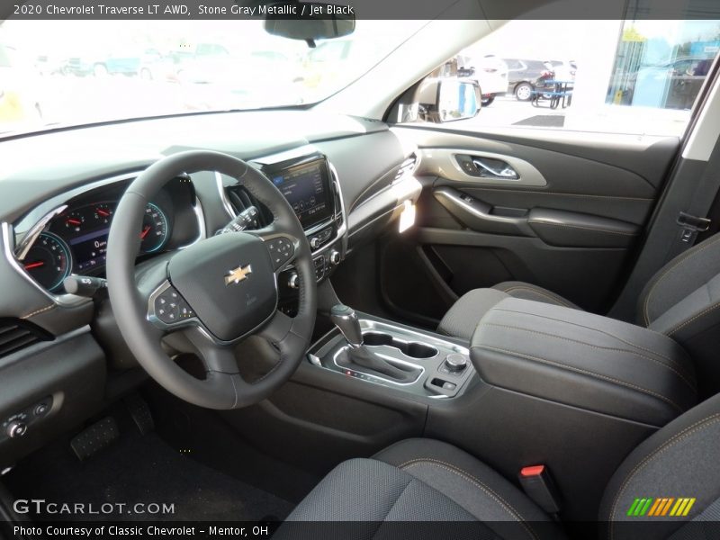 Stone Gray Metallic / Jet Black 2020 Chevrolet Traverse LT AWD
