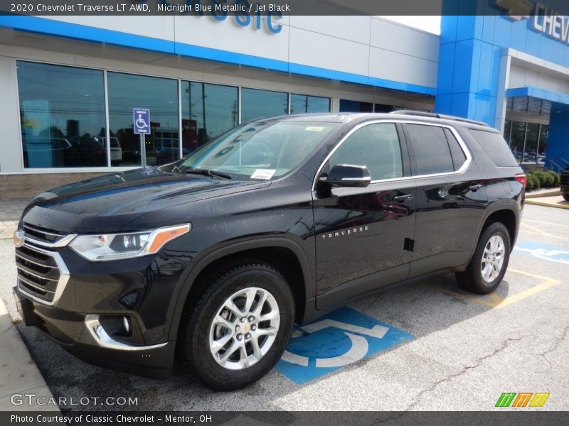 Midnight Blue Metallic / Jet Black 2020 Chevrolet Traverse LT AWD