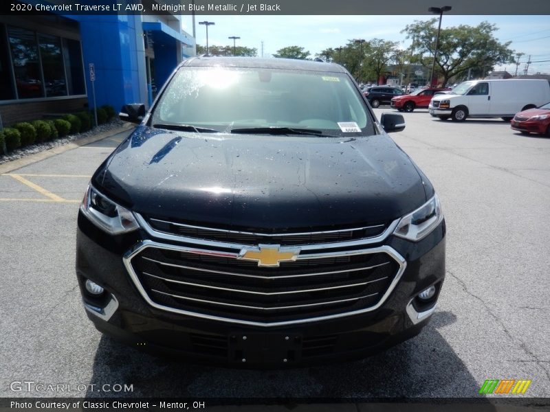Midnight Blue Metallic / Jet Black 2020 Chevrolet Traverse LT AWD