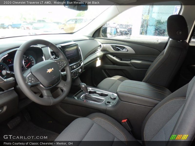 Midnight Blue Metallic / Jet Black 2020 Chevrolet Traverse LT AWD