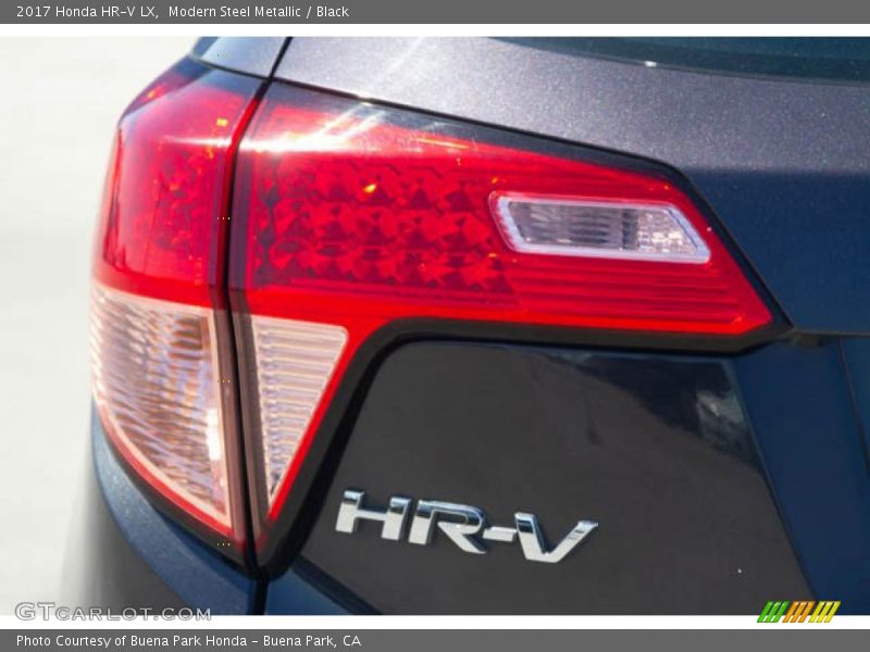 Modern Steel Metallic / Black 2017 Honda HR-V LX