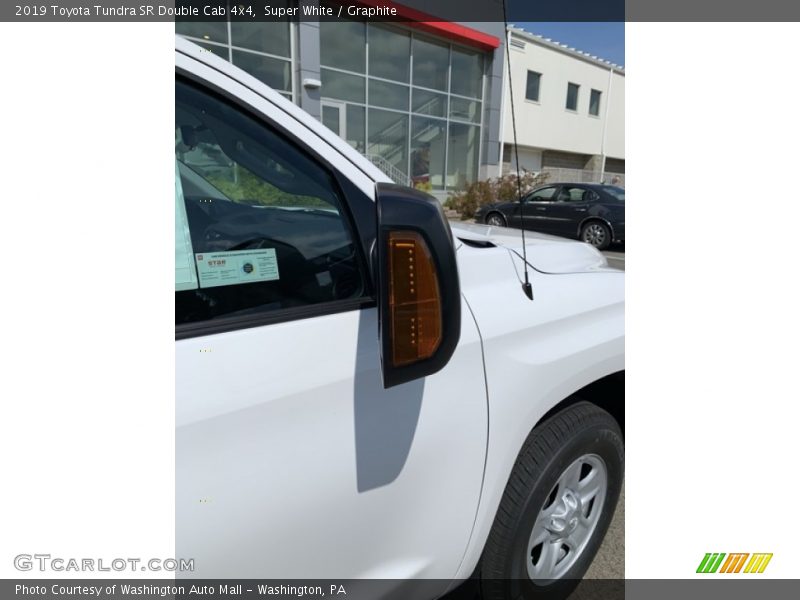 Super White / Graphite 2019 Toyota Tundra SR Double Cab 4x4