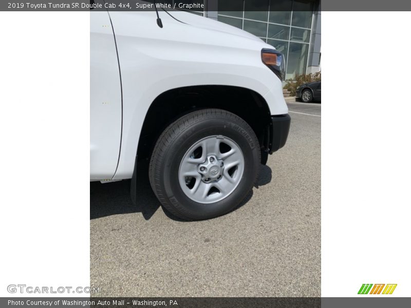 Super White / Graphite 2019 Toyota Tundra SR Double Cab 4x4