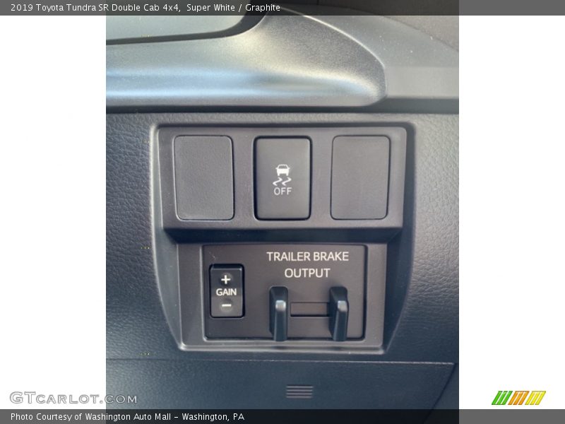 Super White / Graphite 2019 Toyota Tundra SR Double Cab 4x4