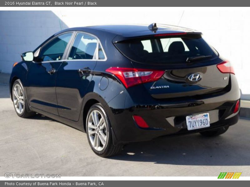 Black Noir Pearl / Black 2016 Hyundai Elantra GT