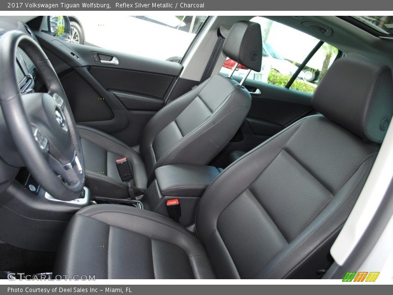 Reflex Silver Metallic / Charcoal 2017 Volkswagen Tiguan Wolfsburg