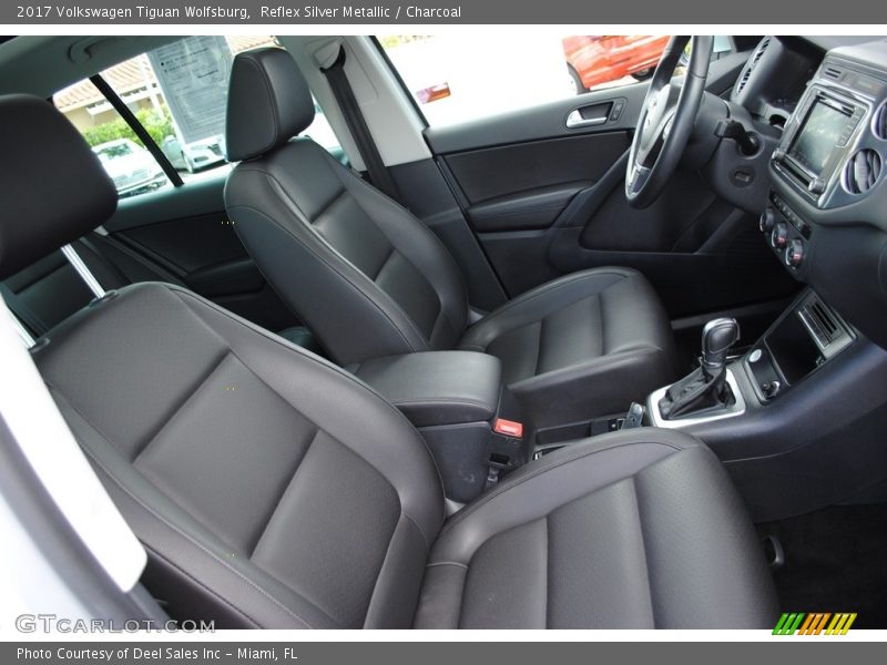 Reflex Silver Metallic / Charcoal 2017 Volkswagen Tiguan Wolfsburg