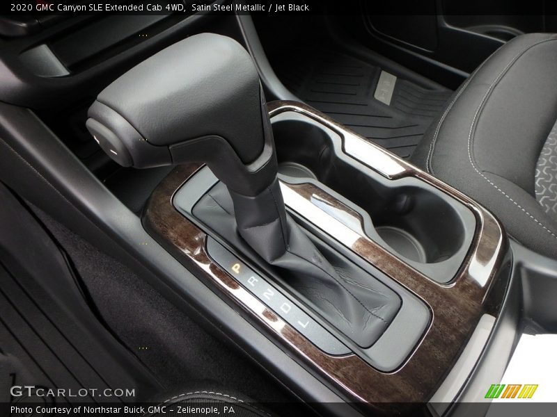  2020 Canyon SLE Extended Cab 4WD 8 Speed Automatic Shifter