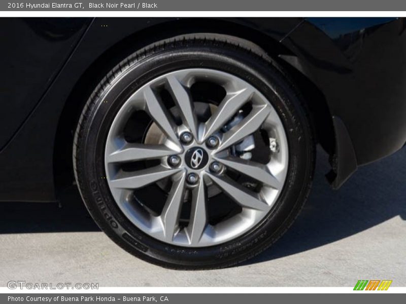 Black Noir Pearl / Black 2016 Hyundai Elantra GT