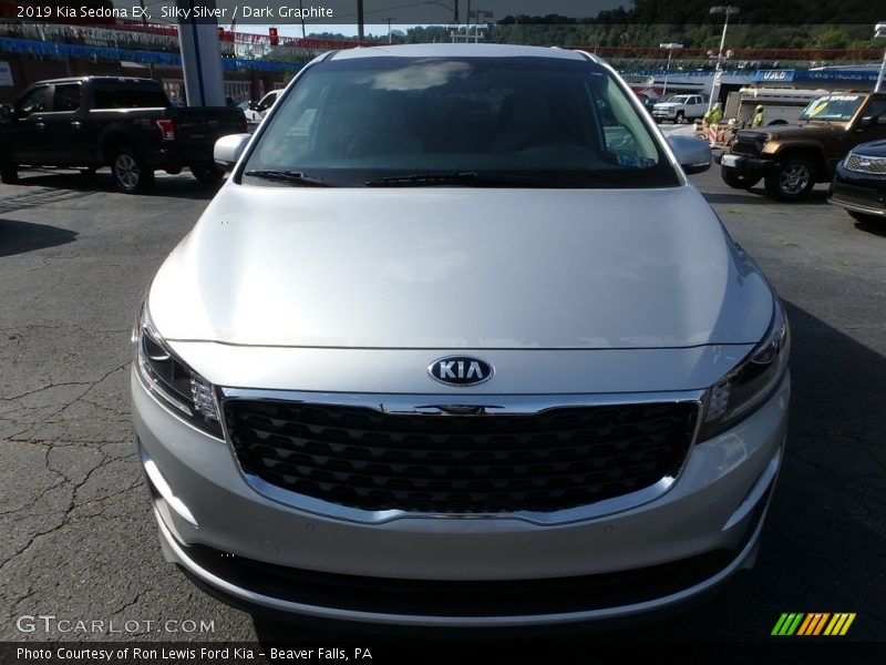 Silky Silver / Dark Graphite 2019 Kia Sedona EX