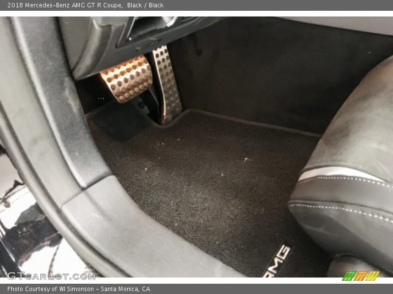 Black / Black 2018 Mercedes-Benz AMG GT R Coupe