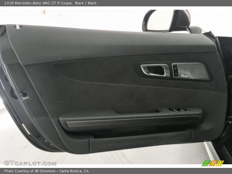 Black / Black 2018 Mercedes-Benz AMG GT R Coupe