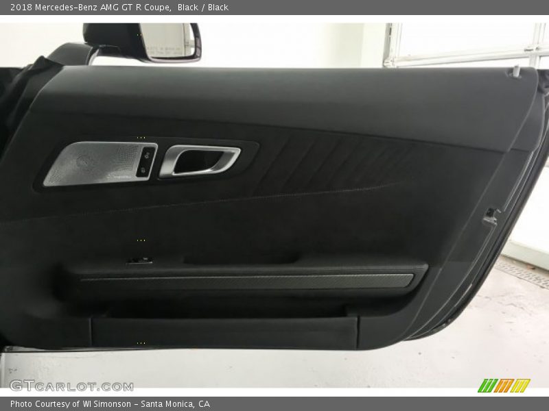 Black / Black 2018 Mercedes-Benz AMG GT R Coupe