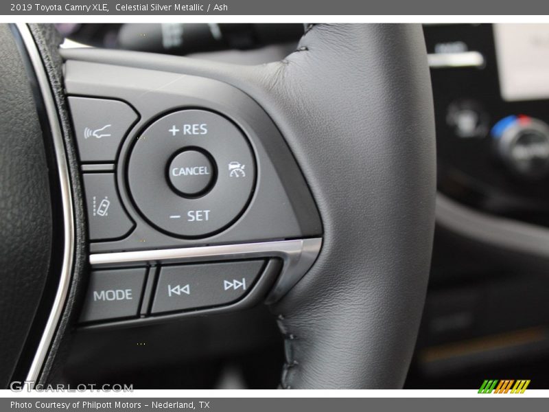 Celestial Silver Metallic / Ash 2019 Toyota Camry XLE