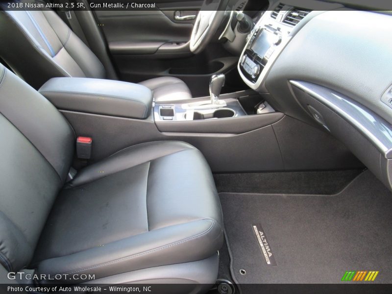 Gun Metallic / Charcoal 2018 Nissan Altima 2.5 SR