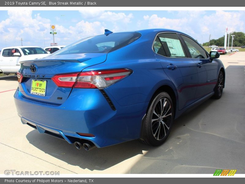 Blue Streak Metallic / Black 2019 Toyota Camry SE