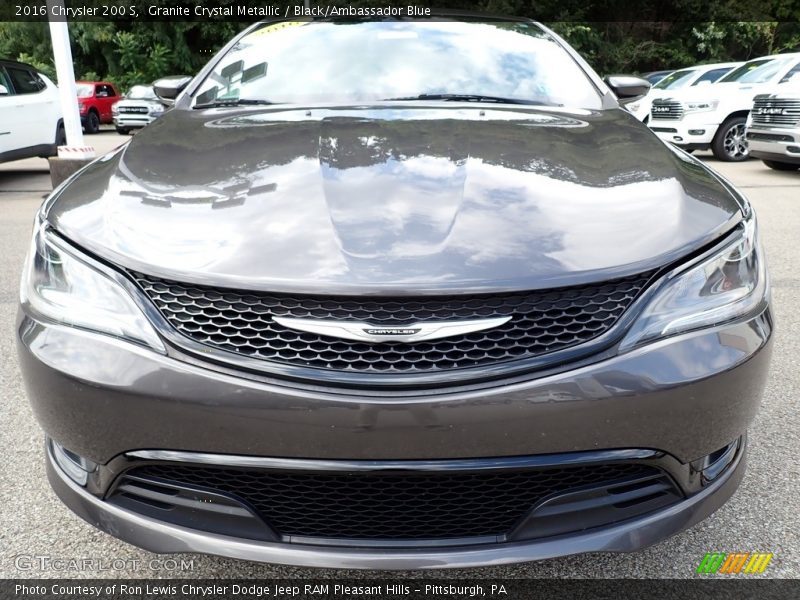 Granite Crystal Metallic / Black/Ambassador Blue 2016 Chrysler 200 S