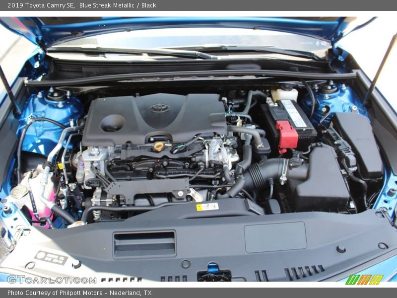Blue Streak Metallic / Black 2019 Toyota Camry SE