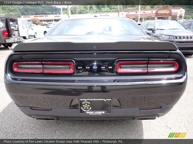 Pitch Black / Black 2018 Dodge Challenger R/T