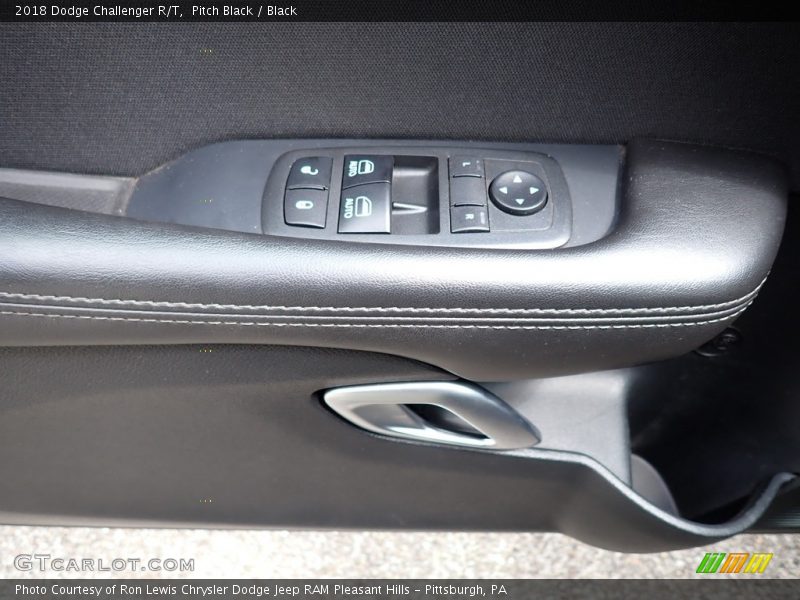 Pitch Black / Black 2018 Dodge Challenger R/T