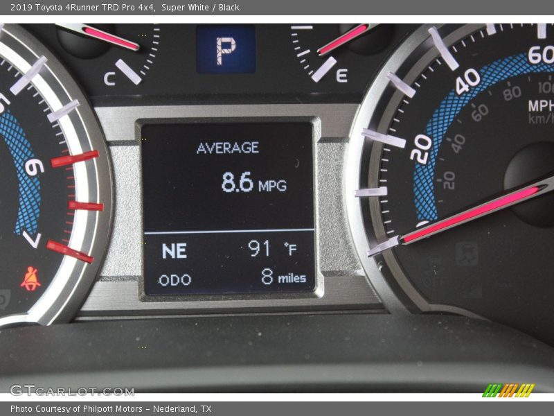 Super White / Black 2019 Toyota 4Runner TRD Pro 4x4