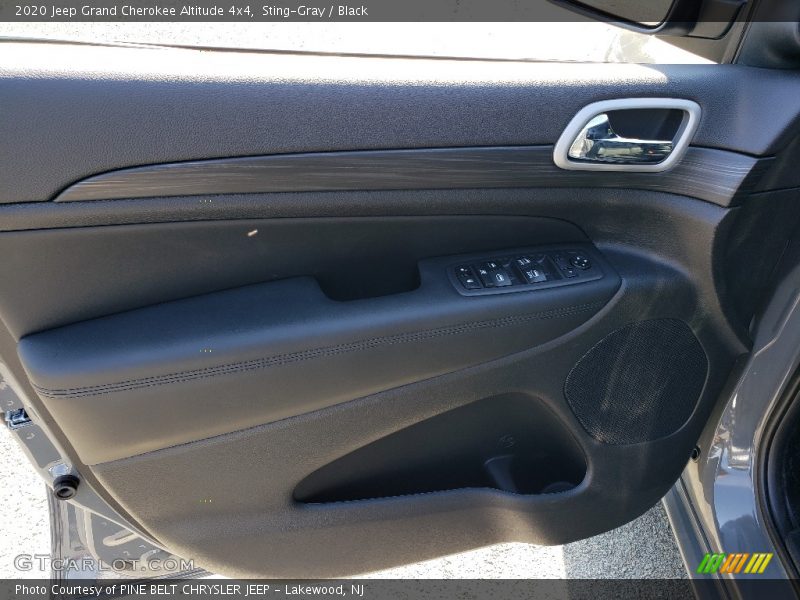 Sting-Gray / Black 2020 Jeep Grand Cherokee Altitude 4x4