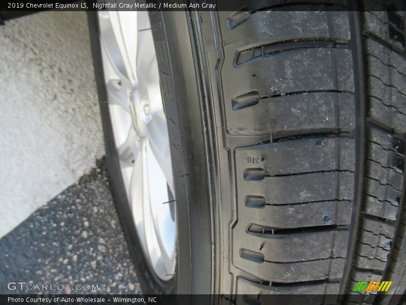 Nightfall Gray Metallic / Medium Ash Gray 2019 Chevrolet Equinox LS