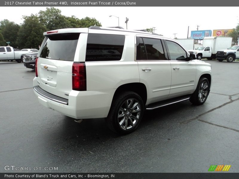 Iridescent Pearl Tricoat / Cocoa/Dune 2017 Chevrolet Tahoe Premier 4WD